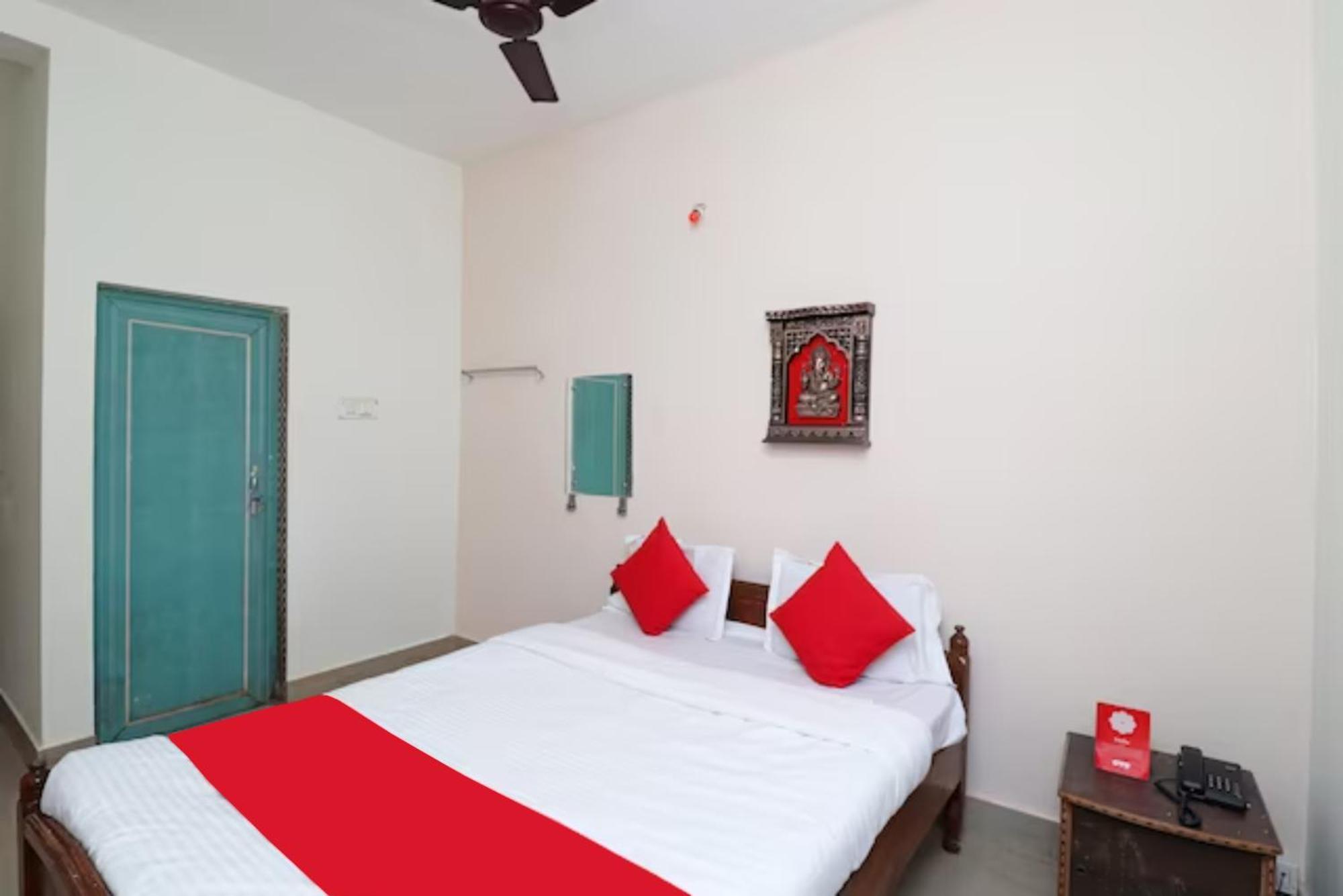 Hotel Padoshi Puri Near Beach Best Choice Of Travellers By Morservices المظهر الخارجي الصورة